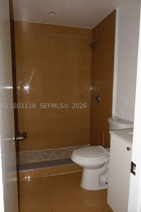 8098 NW 99th Ter, Hialeah Gardens FL - photo 23 of 37