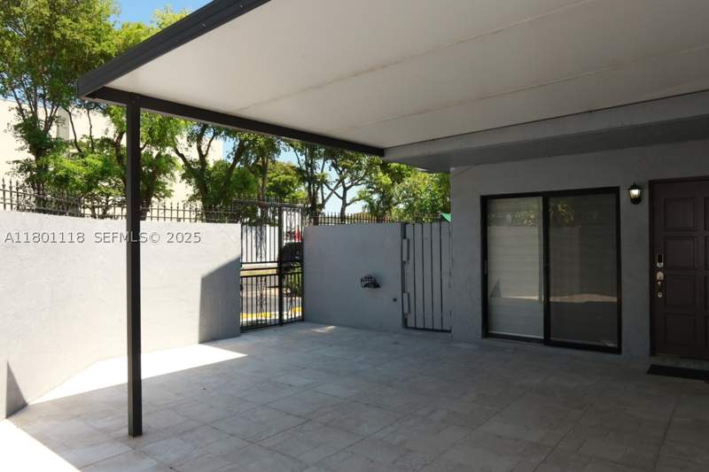 3 bedroom Condominium at 8098 NW 99th Ter, Hydra Villas At Samari, Hialeah Gardens — photo 4