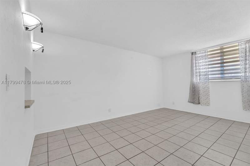 1 bedroom Condominium at 801 NW 47th Ave 118W, Yolanda Villas Condo, Miami — photo 4