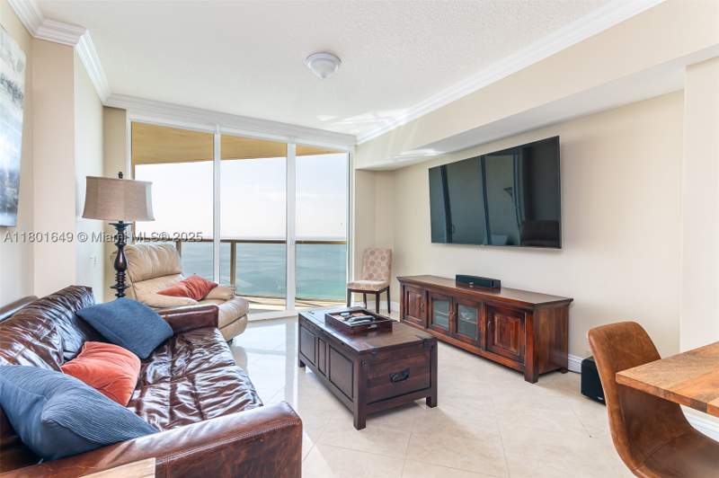 2 bedroom Condominium at 16699 Collins Ave 3401, La Perla Condo, Sunny Isles Beach — photo 5