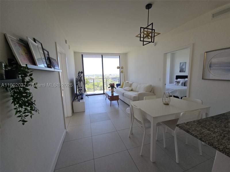2 bedroom Condominium at 5350 NW 84th Ave 1207, 5350 Park Condo, Doral — photo 2