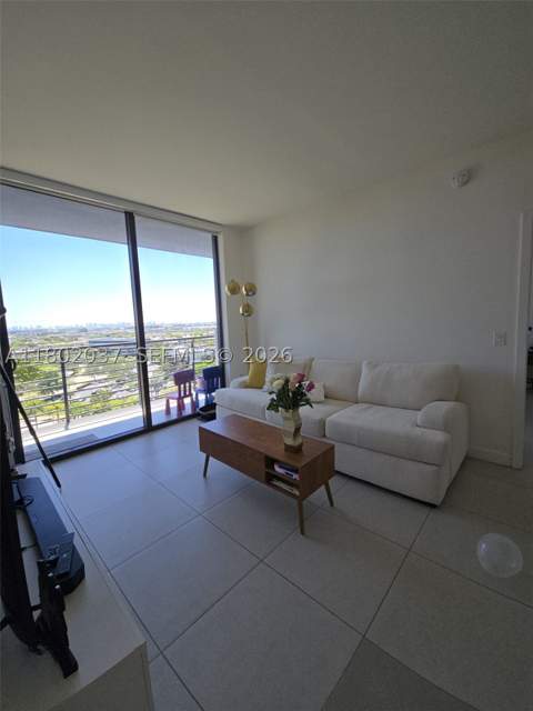 5350 NW 84th Ave 1207, Doral FL - photo 6 of 37