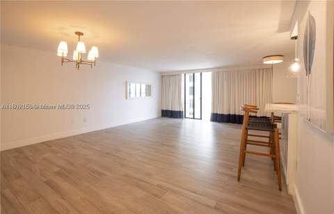 6061 Collins Ave 7D, Miami Beach FL - photo 12 of 39