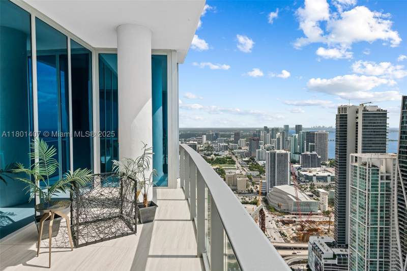5 bedroom Condominium at 851 NE 1st Ave Ph 5401, Paramount Miami Worldcent, Miami — photo 5