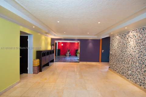 16910 NE 8th Ct, North Miami Beach FL - photo 14 of 41