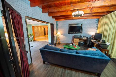 16910 NE 8th Ct, North Miami Beach FL - photo 24 of 41