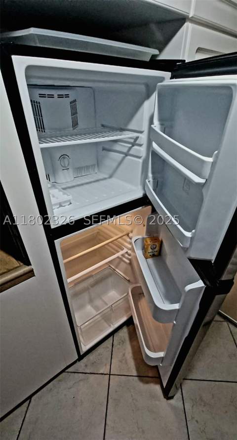 19201 Collins Ave 1105, Sunny Isles Beach FL - photo 14 of 23