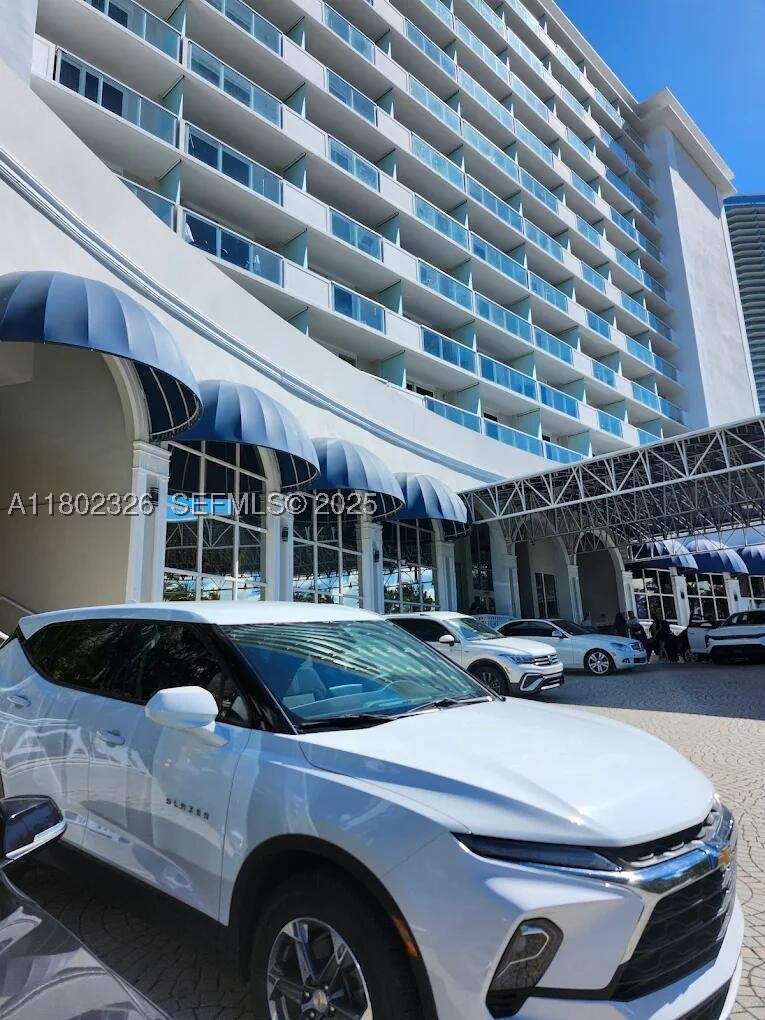 0 bedroom Condominium at 19201 Collins Ave 1105, The Aventura Beach Club C, Sunny Isles Beach — photo 5