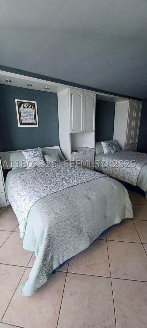 19201 Collins Ave 1105, Sunny Isles Beach FL - photo 9 of 23