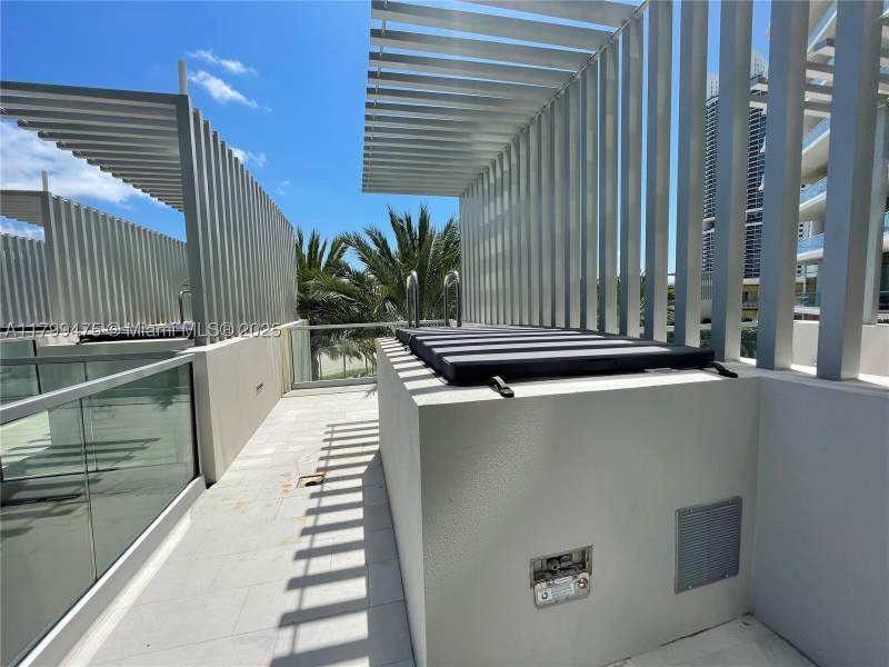 0 bedroom Condominium at 18501 Collins Avenue Cabana 22, Turnberry Ocean Club, Sunny Isles Beach — photo 5