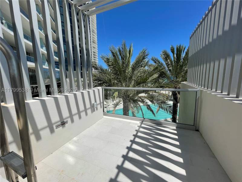 0 bedroom Condominium at 18501 Collins Avenue Cabana 27, Turnberry Ocean Club, Sunny Isles Beach — photo 4