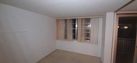 251 174th St 1711, Sunny Isles Beach FL - photo 10 of 35