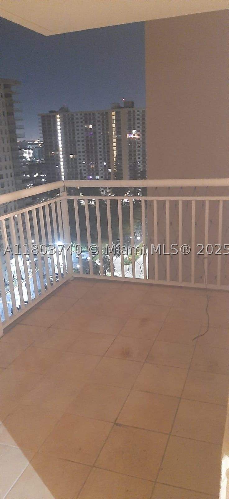 2 bedroom Condominium at 251 174th St 1711, Winston Towers 200, Sunny Isles Beach — photo 2