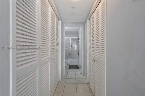 5601 Collins Ave 615, Miami Beach FL - photo 16 of 38