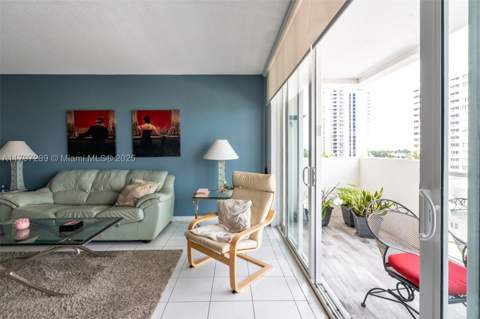 5601 Collins Ave 615, Miami Beach FL - photo 8 of 38