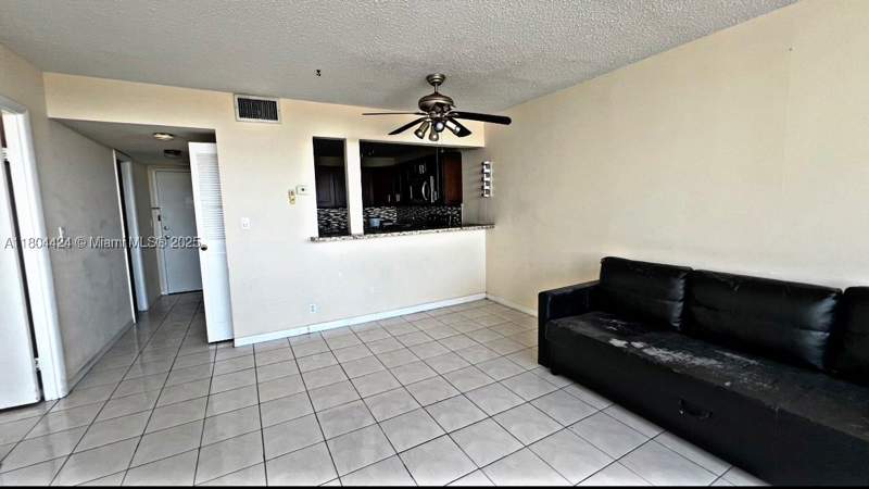 1 bedroom Condominium at 2025 NE 164th St 506, Crestview Towers Condo, North Miami Beach — photo 4