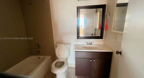2025 NE 164th St 506, North Miami Beach FL - photo 8 of 10