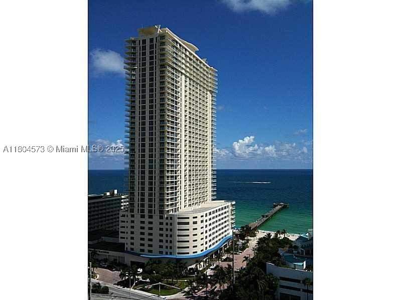 2 bedroom Condominium at 16699 Collins Ave 3601, La Perla Condo, Sunny Isles Beach — photo 2