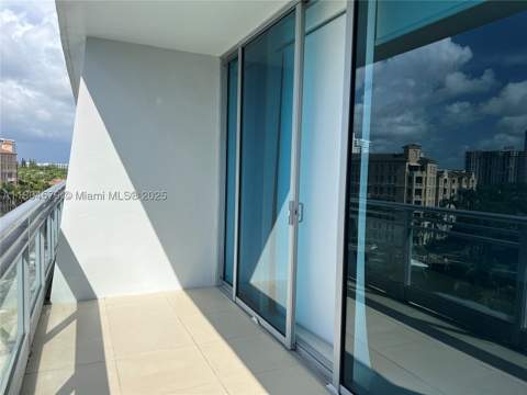 2950 NE 188th St 444, Aventura FL - photo 18 of 31