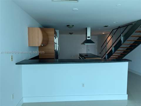 2950 NE 188th St 444, Aventura FL - photo 8 of 31