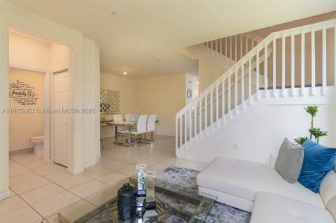 10966 W 33rd Way, Hialeah FL - photo 11 of 35