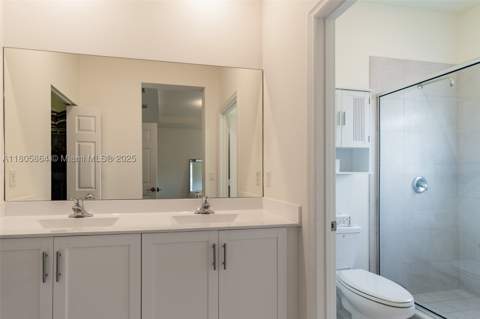 10966 W 33rd Way, Hialeah FL - photo 22 of 35