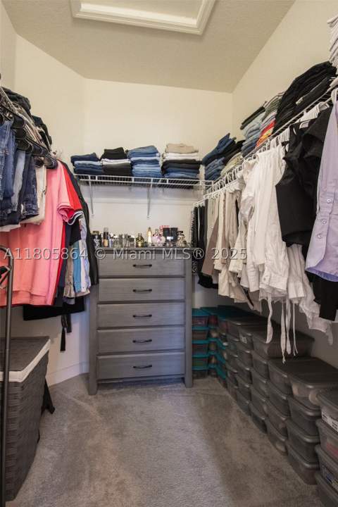 10966 W 33rd Way, Hialeah FL - photo 23 of 35