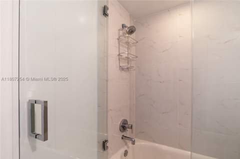 16385 Biscayne Blvd 417, North Miami Beach FL - photo 10 of 37