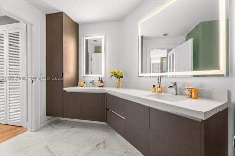 851 NE 1st Ave 1409, Miami FL - photo 11 of 45
