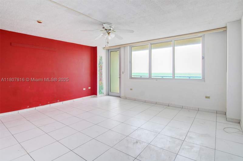 1 bedroom Condominium at 7135 Collins Ave 934, Burleigh House Condo, Miami Beach — photo 4