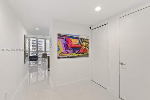 495 Brickell Ave 2304, Miami FL - photo 19 of 33
