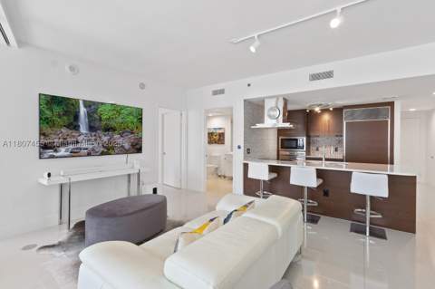 495 Brickell Ave 2304, Miami FL - photo 8 of 33