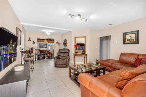 1901 SW 37th Ave, Miami FL - photo 6 of 35