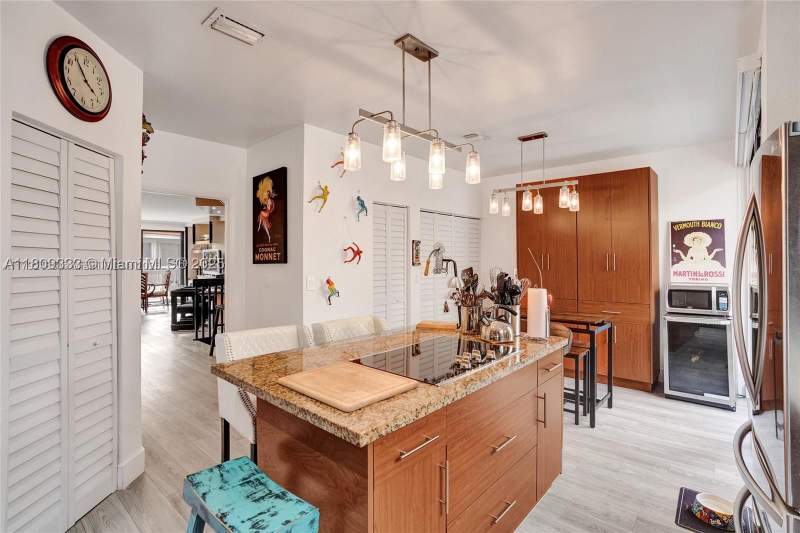 4 bedroom Townhouse at 21388 Marina Cove Cir 13-G, Marina Cove At Harbor Vil, Aventura — photo 5
