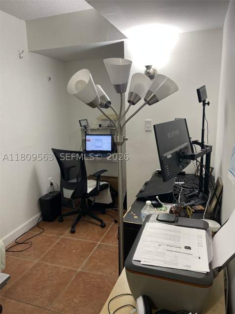 1770 NE 191st St 316-1, Miami FL - photo 10 of 51