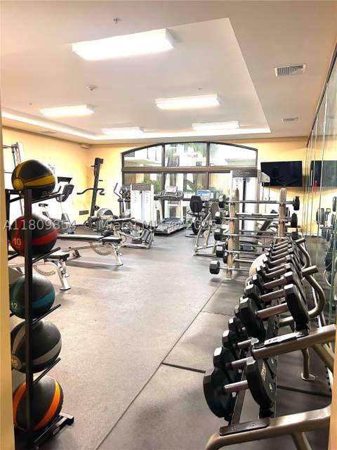 1805 Ponce De Leon Blvd 626, Coral Gables FL - photo 17 of 18