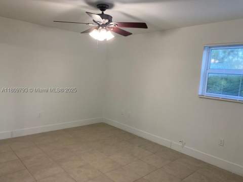 1975 NE 135th St 2D, North Miami FL - photo 14 of 25