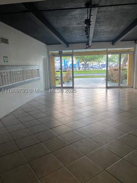 1975 NE 135th St 2D, North Miami FL - photo 21 of 25