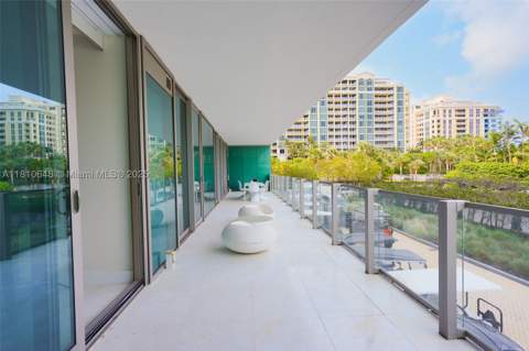 360 Ocean Dr 205S, Key Biscayne FL - photo 7 of 39