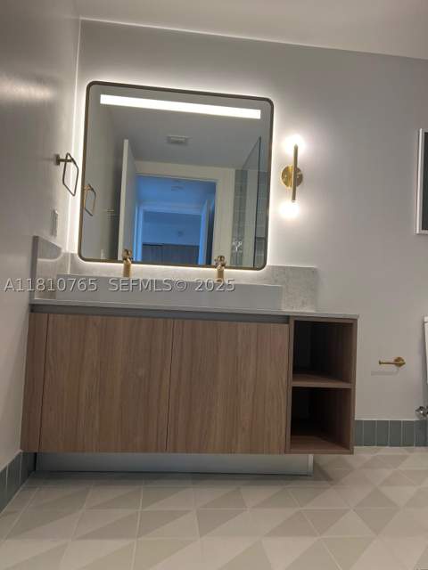 159 NE 6th St 3205, Miami FL - photo 12 of 43