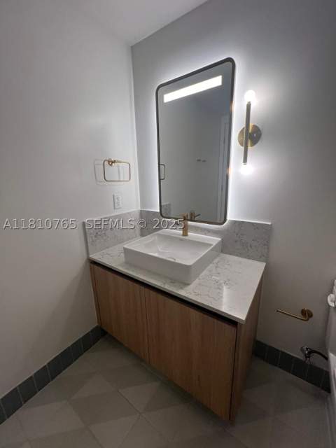 159 NE 6th St 3205, Miami FL - photo 20 of 43