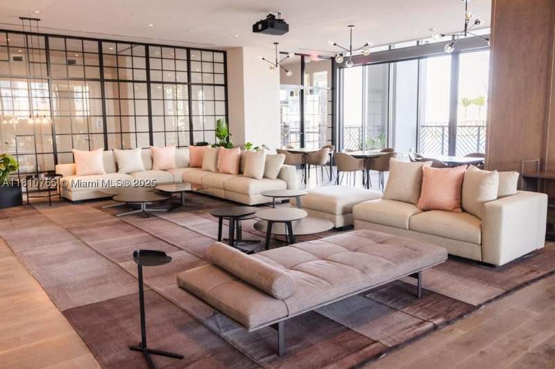 2 bedroom Condominium at 159 NE 6th St 3205, Natiivo Miami Residence, Miami — photo 4