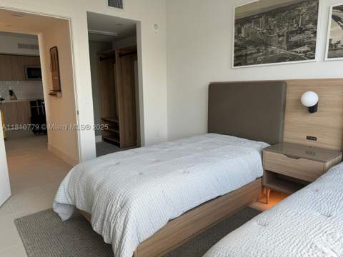 159 NE 6th St 4215, Miami FL - photo 16 of 46