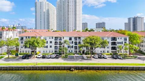 3245 NE 184th St 13402, Aventura FL - photo 10 of 28