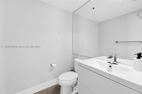 3245 NE 184th St 13402, Aventura FL - photo 12 of 28