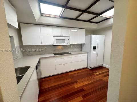 520 Brickell Key Dr A811, Miami FL - photo 14 of 50