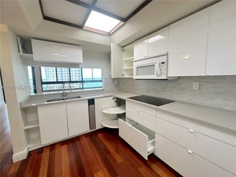 520 Brickell Key Dr A811, Miami FL - photo 22 of 50