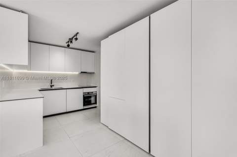 770 NE 69th St 6C, Miami FL - photo 13 of 33