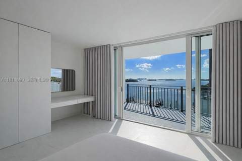 770 NE 69th St 6C, Miami FL - photo 14 of 33
