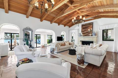 56 S Hibiscus Dr, Miami Beach FL - photo 11 of 30
